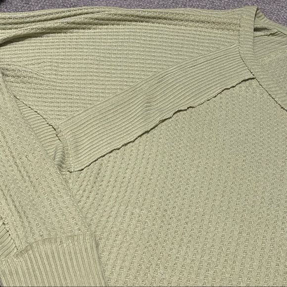 Free People We the Free Santa Clara Thermal in Pear (XS) - Picture 5 of 6